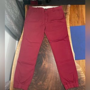 Levi’s men’s Chino joggers